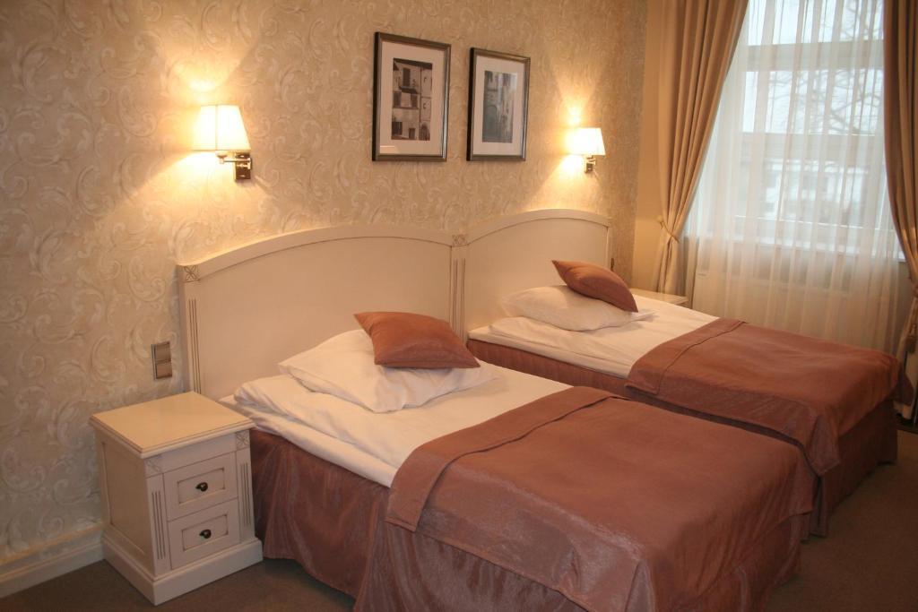 Hotel Kasyno Jarocin Szoba fotó