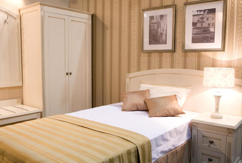 Hotel Kasyno Jarocin Szoba fotó